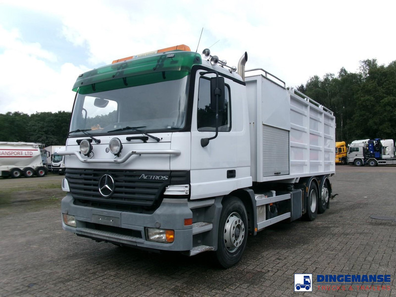 Mercedes-Benz Actros 2535 6x2 vacuum tank Saugbagger - Camion hydrocureur: photos 1 Mercedes-Benz Actros 2535 6x2 vacuum tank Saugbagger - Camion hydrocureur: photos 1