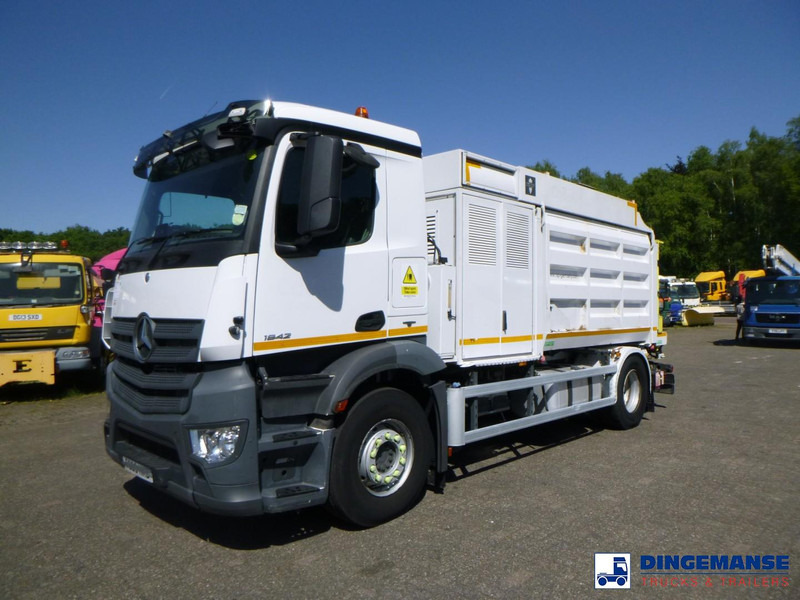 Mercedes-Benz Antos 1842 4x2 RHD Saugbagger / vacuum excavator - Camion hydrocureur: photos 1 Mercedes-Benz Antos 1842 4x2 RHD Saugbagger / vacuum excavator - Camion hydrocureur: photos 1