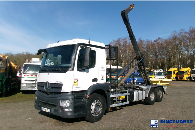 Mercedes-Benz Antos 2543 6x2 Euro 6 Marrel container hook 18t - Camion ampliroll: photos 1 Mercedes-Benz Antos 2543 6x2 Euro 6 Marrel container hook 18t - Camion ampliroll: photos 1
