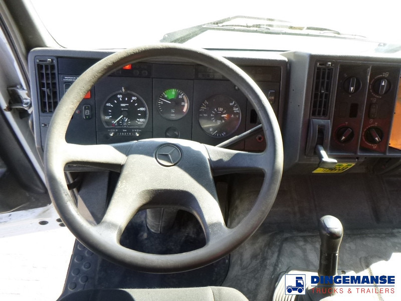 Photo d'intérieur 2: Camion grue Mercedes-Benz SK 2031 4X2 + Palfinger PK13000