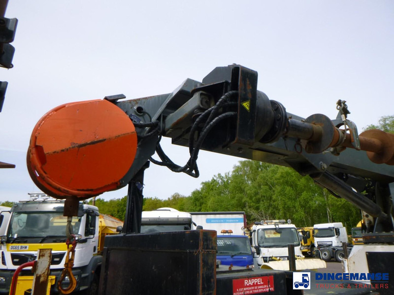 Renault D 240 DTI 4x2 + Risa G2T drilling installation en leasing occasion Renault D 240 DTI 4x2 + Risa G2T drilling installation: photos 15 Renault D 240 DTI 4x2 + Risa G2T drilling installation en leasing occasion Renault D 240 DTI 4x2 + Risa G2T drilling installation: photos 15
