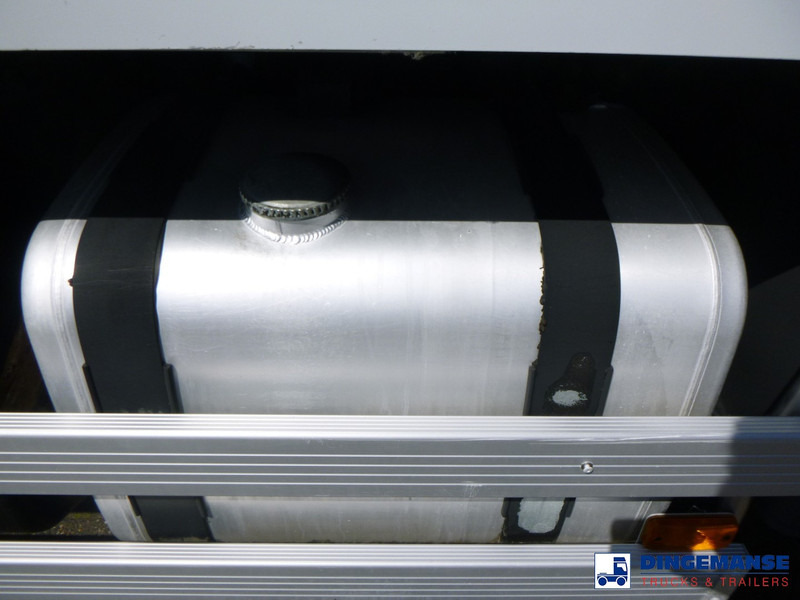 Camion citerne Renault Premium 270 dxi 4x2 fuel tank 13.7 m3 / 4 comp: photos 9