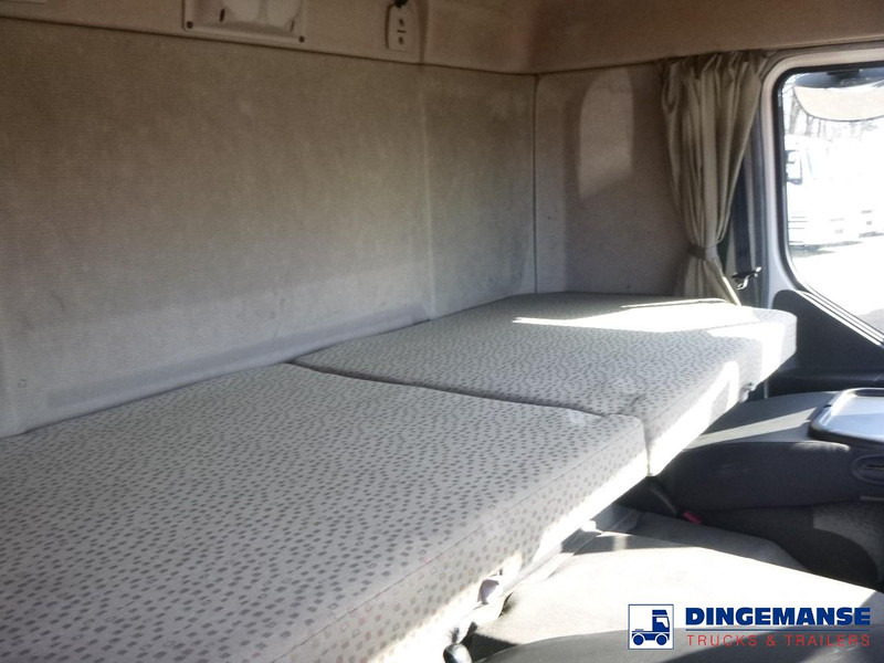 Camion frigorifique Renault Premium 370 dxi 6x2 RHD Carrier Supra 950 MT frigo: photos 8 Camion frigorifique Renault Premium 370 dxi 6x2 RHD Carrier Supra 950 MT frigo: photos 8