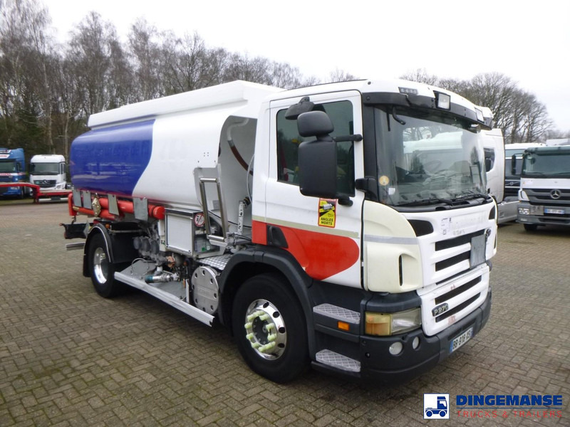 Scania P 270 DB 4x2 fuel tank 13.6 m3 / 4 comp - Camion citerne: photos 2 Scania P 270 DB 4x2 fuel tank 13.6 m3 / 4 comp - Camion citerne: photos 2