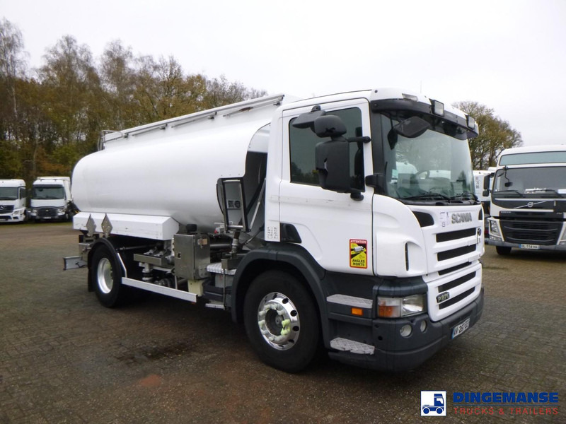 Scania P 270 DB 4x2 fuel tank 14 m3 / 3 comp - Camion citerne: photos 2 Scania P 270 DB 4x2 fuel tank 14 m3 / 3 comp - Camion citerne: photos 2