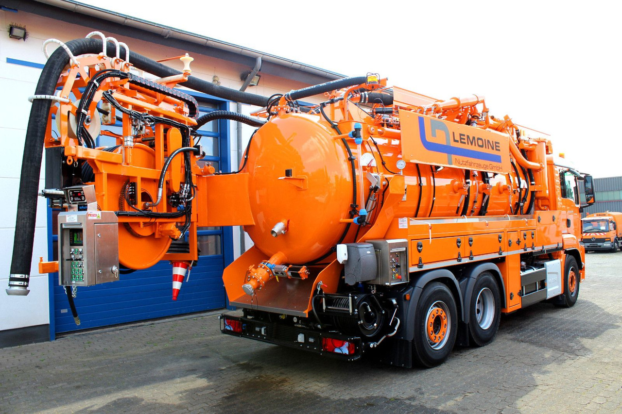 MAN TGS 26.480 6x2 Kroll 14m³ WRG Wasserrückgewinner - Camion hydrocureur: photos 4 MAN TGS 26.480 6x2 Kroll 14m³ WRG Wasserrückgewinner - Camion hydrocureur: photos 4