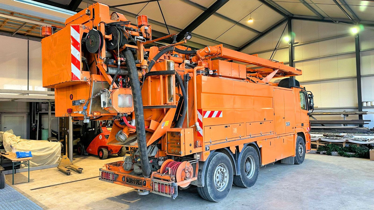Mercedes-Benz Actros 2546 Müller 13m³ Canalmaster WRG-Recyclin - Camion hydrocureur: photos 1 Mercedes-Benz Actros 2546 Müller 13m³ Canalmaster WRG-Recyclin - Camion hydrocureur: photos 1
