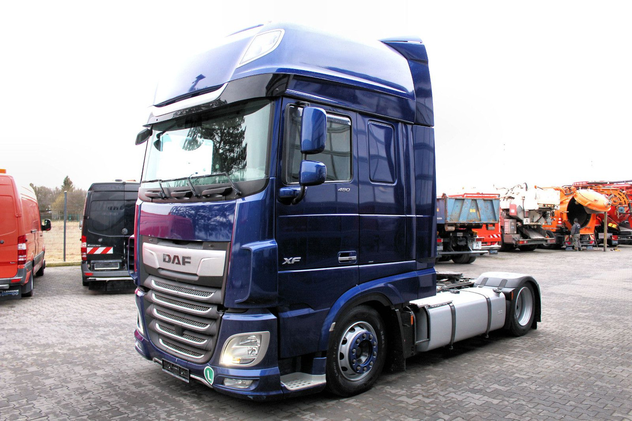 DAF XF 480 FT 4x2 SZM Lowliner  !!! TOP !!! - Tracteur routier: photos 3 DAF XF 480 FT 4x2 SZM Lowliner  !!! TOP !!! - Tracteur routier: photos 3
