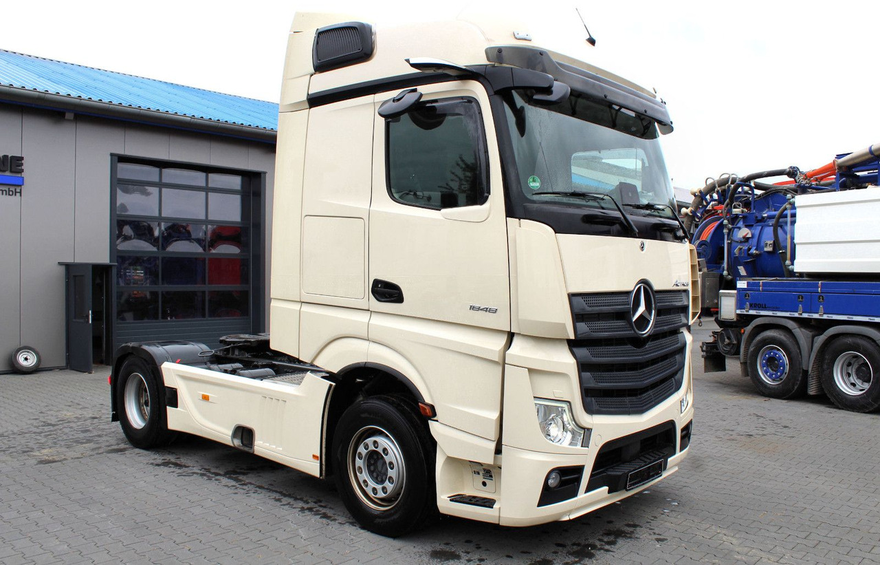 Mercedes-Benz Actros 1848 LS 4x2 BigSpace (MP5) Vollverspoiler - Tracteur routier: photos 4 Mercedes-Benz Actros 1848 LS 4x2 BigSpace (MP5) Vollverspoiler - Tracteur routier: photos 4
