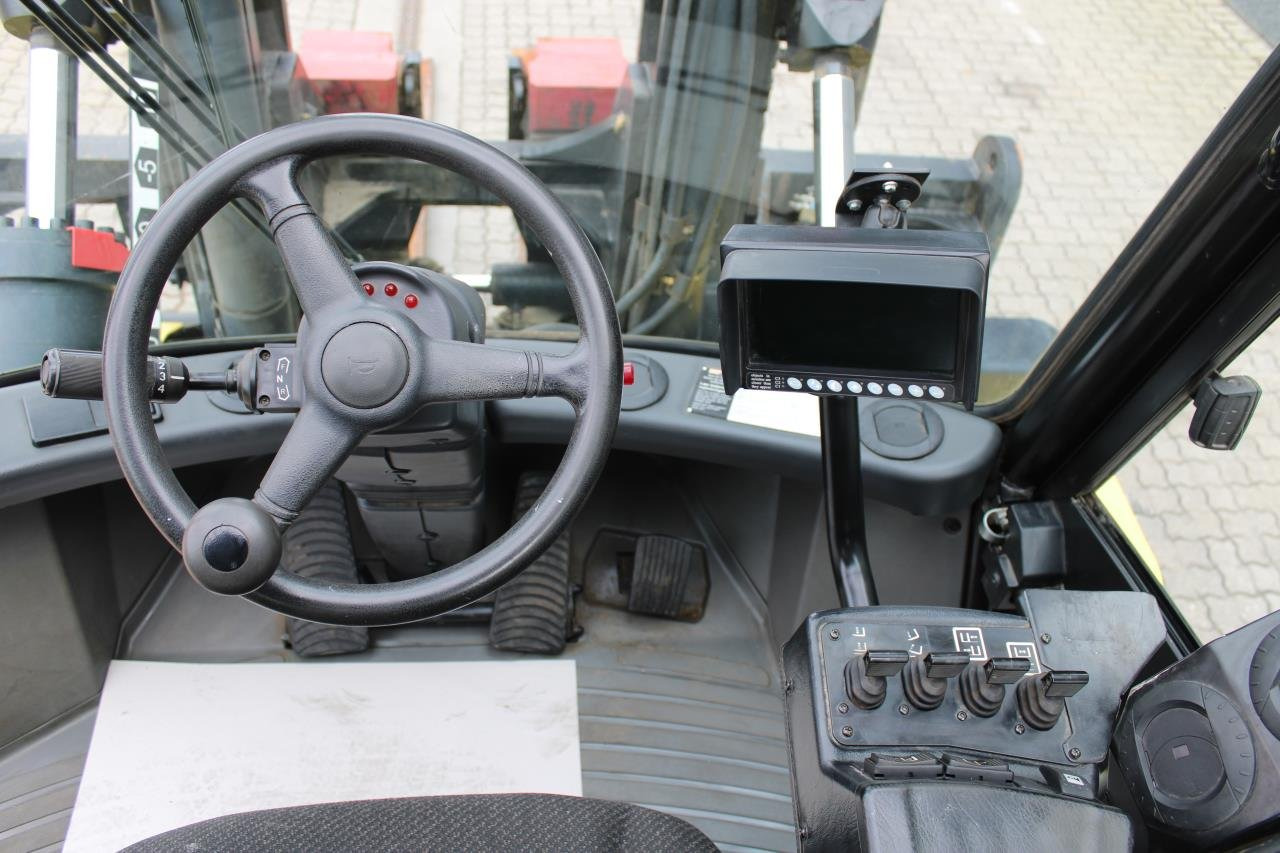 Hyster H16.00XM-12 - Chariot élévateur diesel: photos 4 Hyster H16.00XM-12 - Chariot élévateur diesel: photos 4