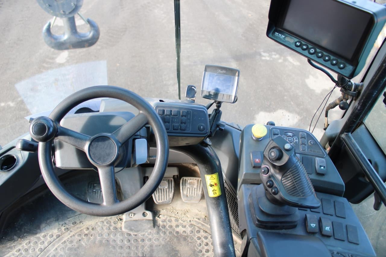 Kalmar DRG1300-92 SUPER GLO - Reach stacker: photos 4 Kalmar DRG1300-92 SUPER GLO - Reach stacker: photos 4