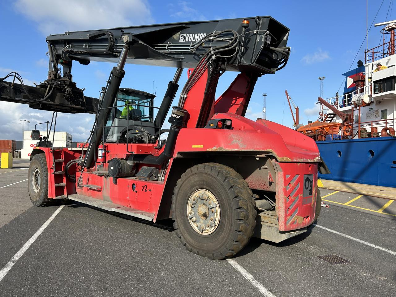 Kalmar DRG450-65S5 - Reach stacker: photos 3 Kalmar DRG450-65S5 - Reach stacker: photos 3