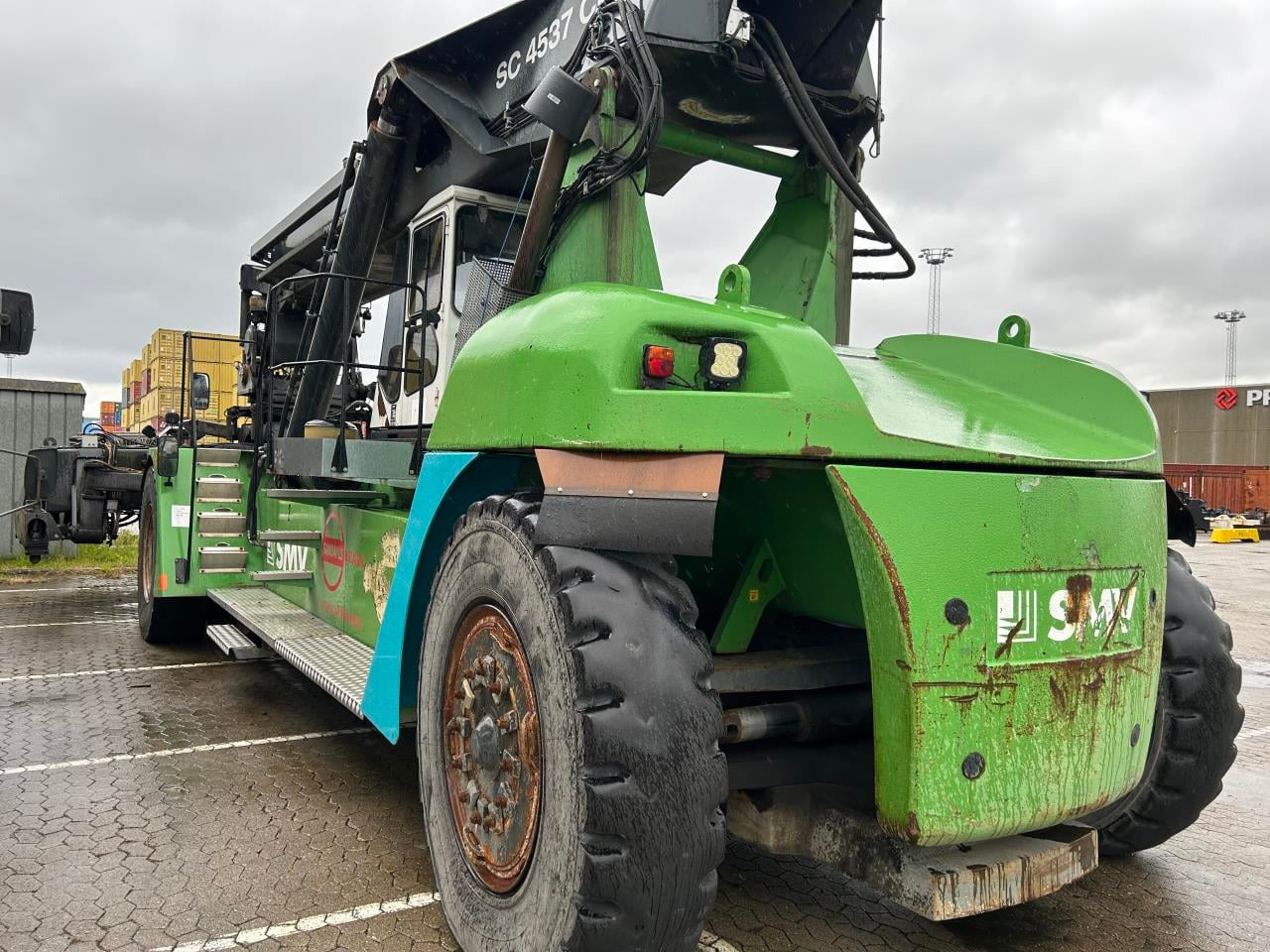 SMV SC4537 CBX5 - Reach stacker: photos 3 SMV SC4537 CBX5 - Reach stacker: photos 3