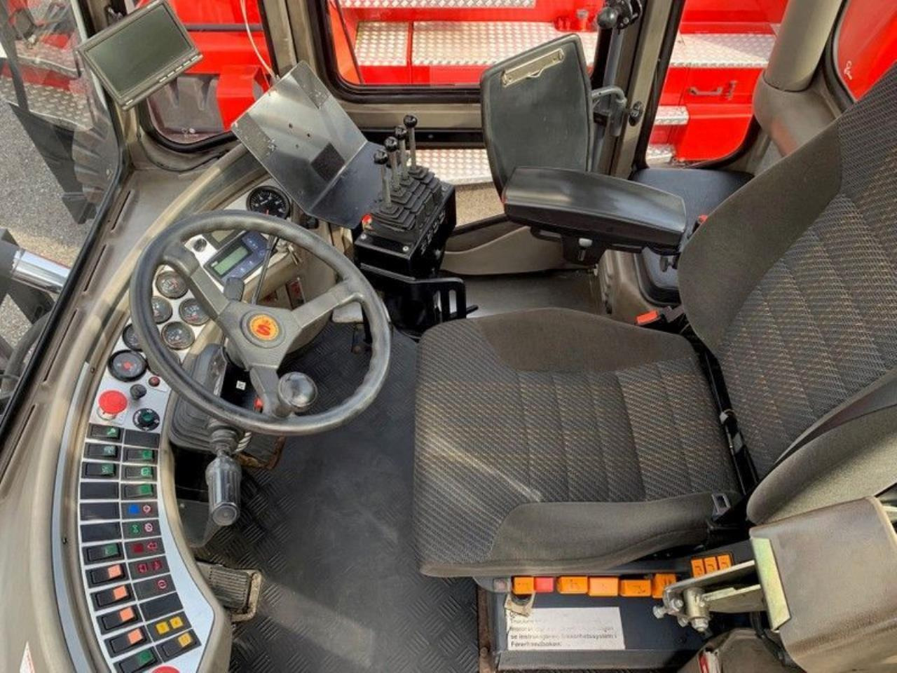 SveTruck 32120-50 - Chariot élévateur diesel: photos 4 SveTruck 32120-50 - Chariot élévateur diesel: photos 4