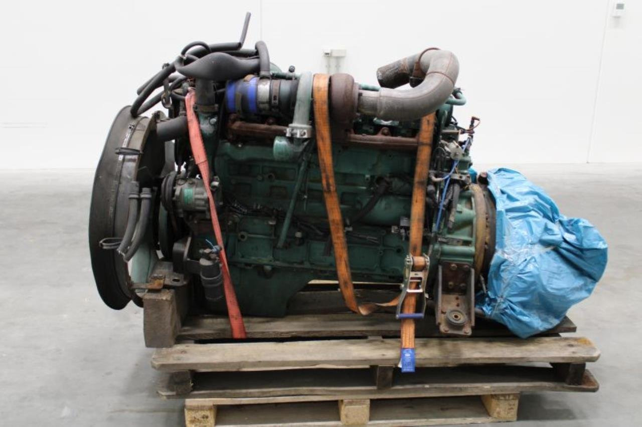 Volvo TAD 721 VE - Moteur: photos 1 Volvo TAD 721 VE - Moteur: photos 1