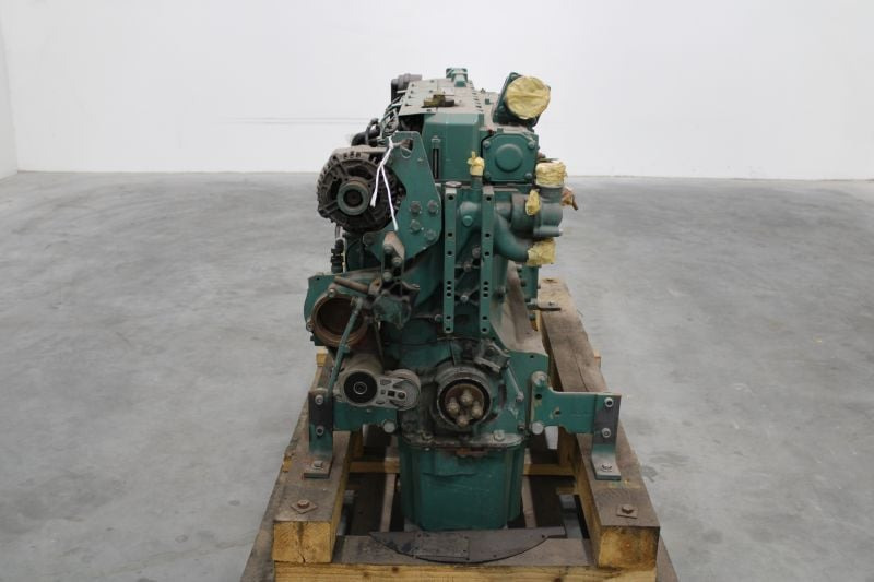 Volvo TAD 750 VE - Moteur: photos 2 Volvo TAD 750 VE - Moteur: photos 2