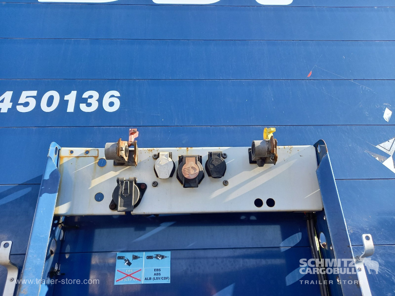 SCHMITZ Auflieger Curtainsider Standard - Semi-remorque rideaux coulissants: photos 2 SCHMITZ Auflieger Curtainsider Standard - Semi-remorque rideaux coulissants: photos 2