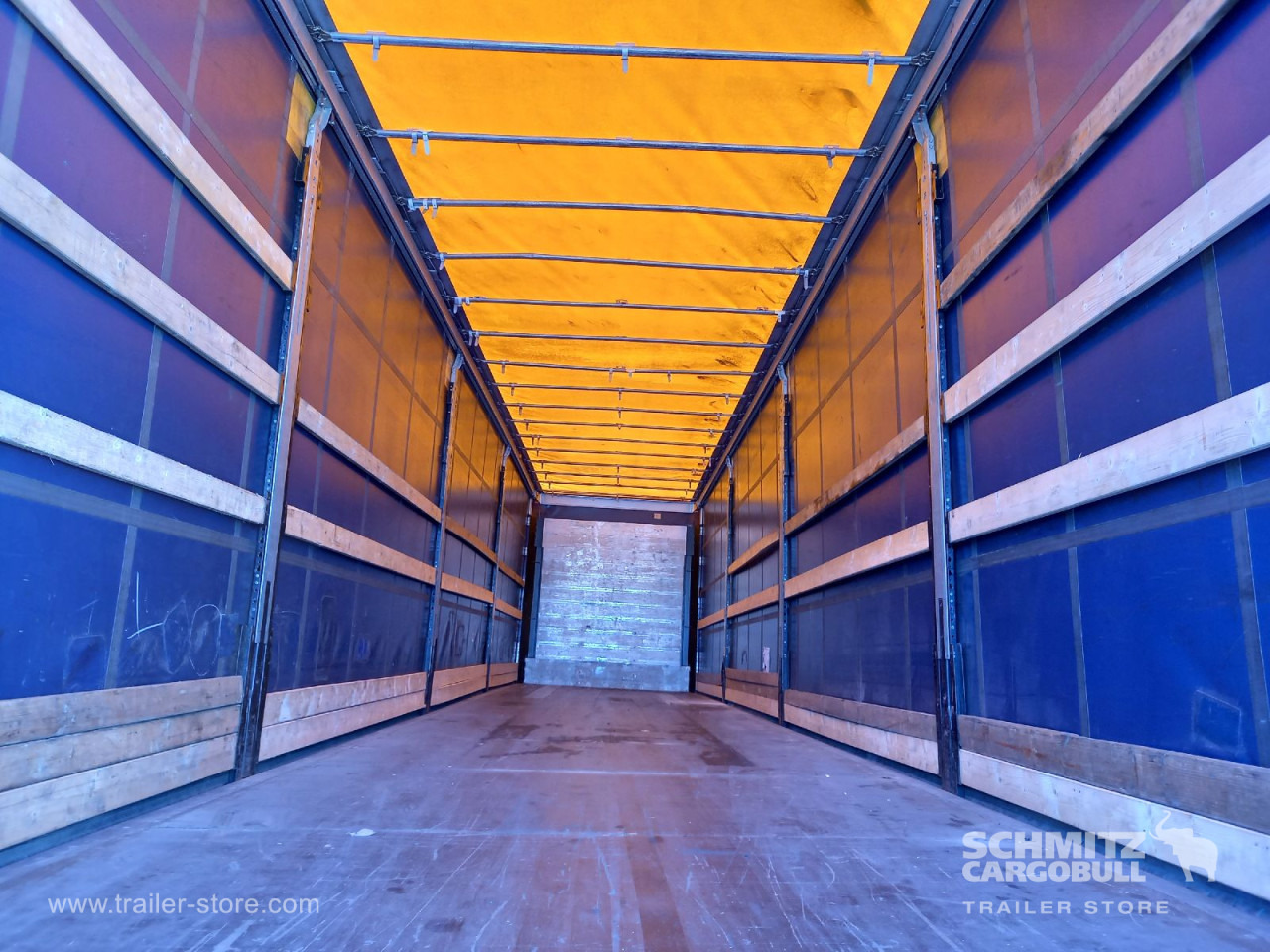 SCHMITZ Auflieger Curtainsider Standard - Semi-remorque rideaux coulissants: photos 5 SCHMITZ Auflieger Curtainsider Standard - Semi-remorque rideaux coulissants: photos 5