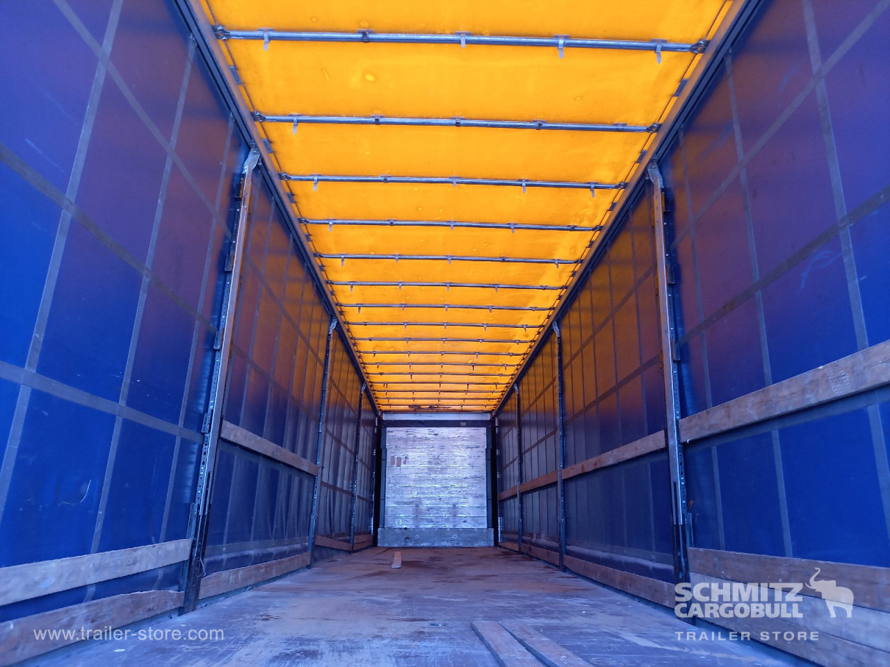 SCHMITZ Auflieger Curtainsider Standard - Semi-remorque rideaux coulissants: photos 5 SCHMITZ Auflieger Curtainsider Standard - Semi-remorque rideaux coulissants: photos 5
