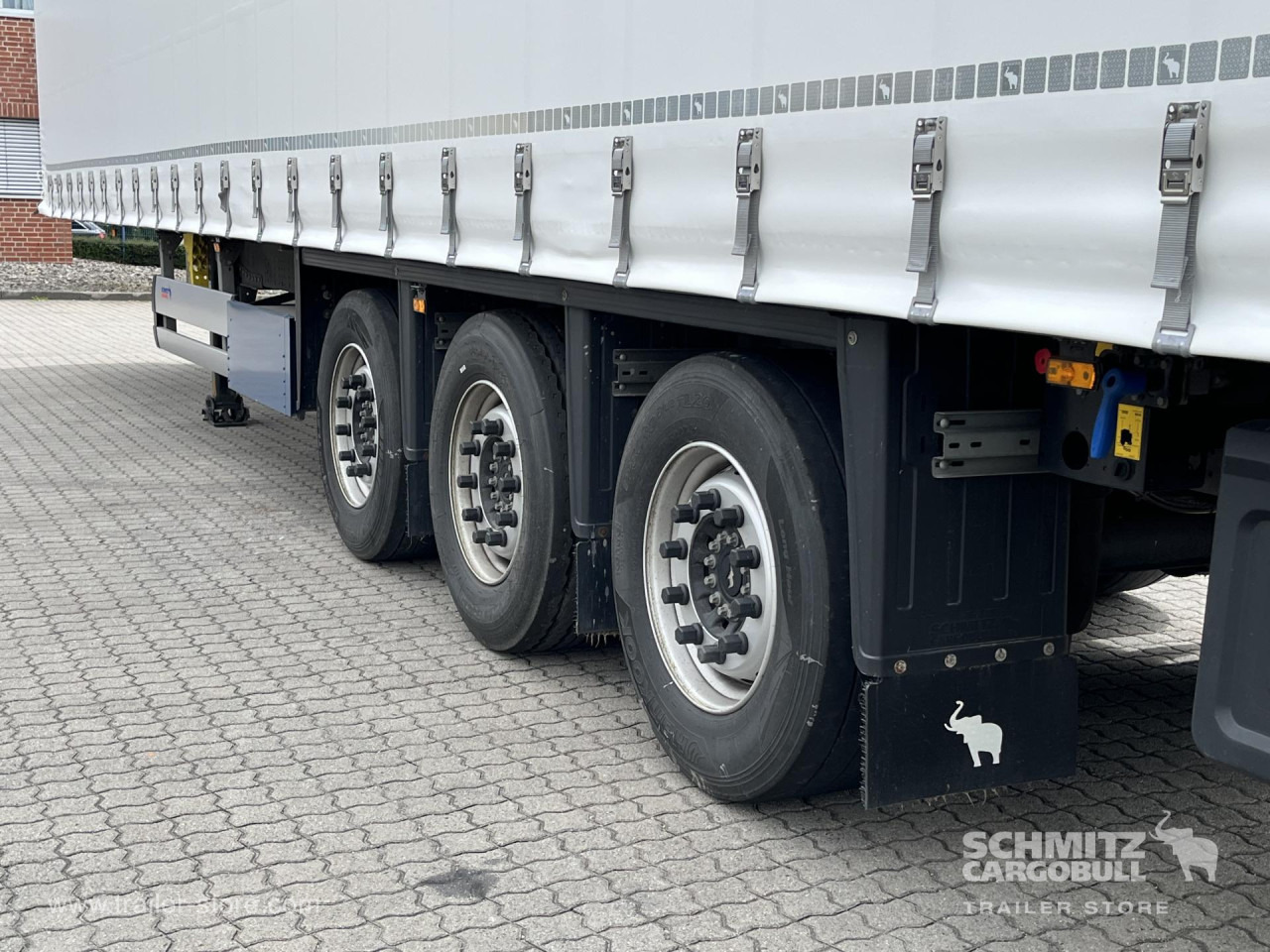 SCHMITZ Auflieger Curtainsider Standard - Semi-remorque rideaux coulissants: photos 5 SCHMITZ Auflieger Curtainsider Standard - Semi-remorque rideaux coulissants: photos 5