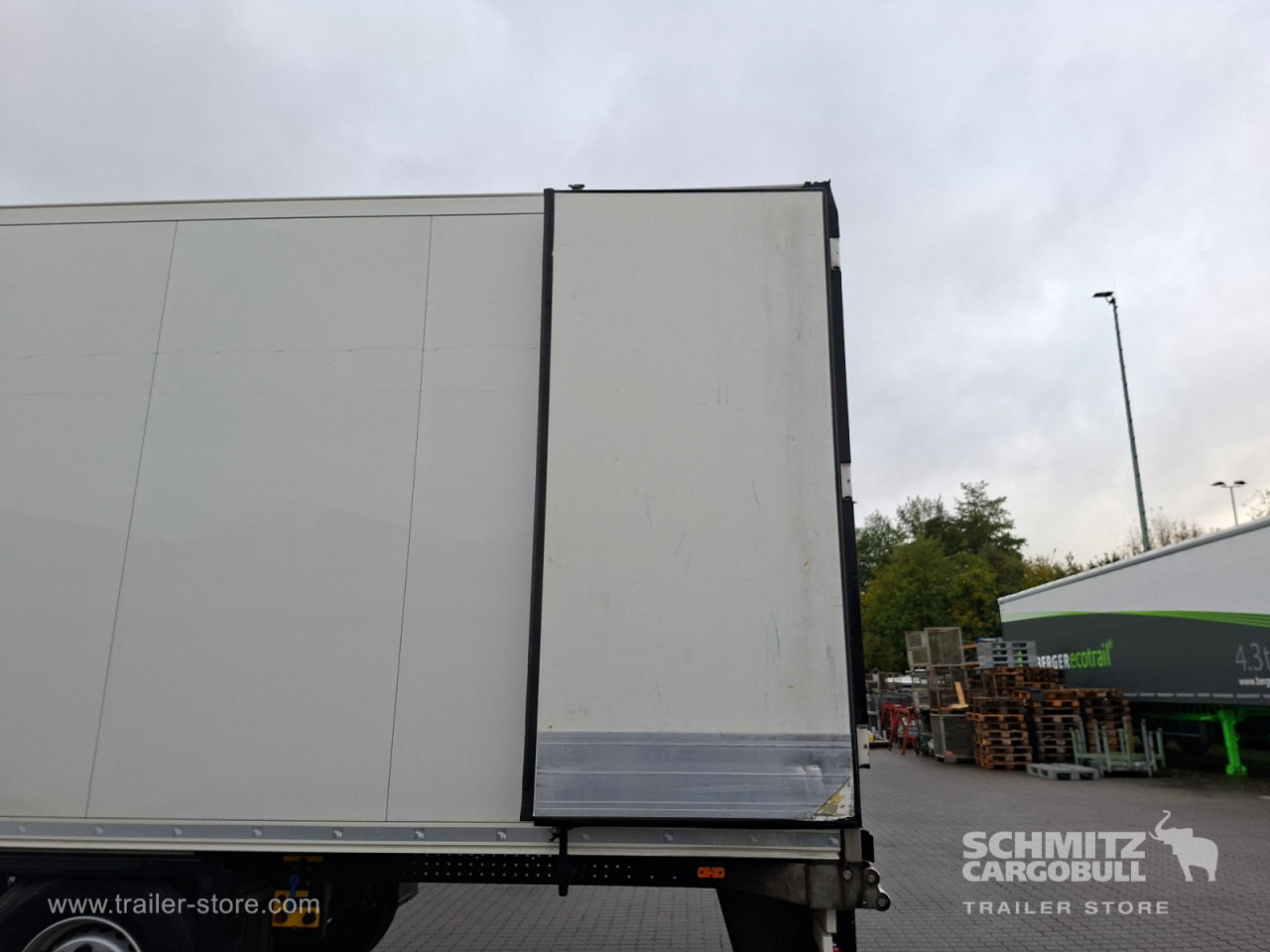 Semi-remorque isothermique SCHMITZ Auflieger Tiefkühler Standard: photos 13