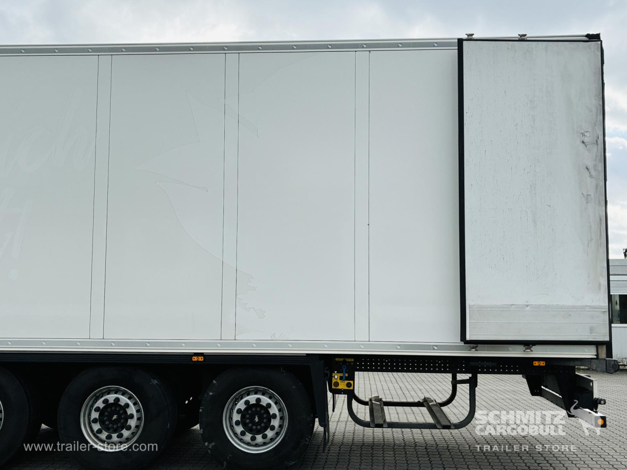 SCHMITZ Auflieger Tiefkühler Standard Double deck - Semi-remorque isothermique: photos 3 SCHMITZ Auflieger Tiefkühler Standard Double deck - Semi-remorque isothermique: photos 3