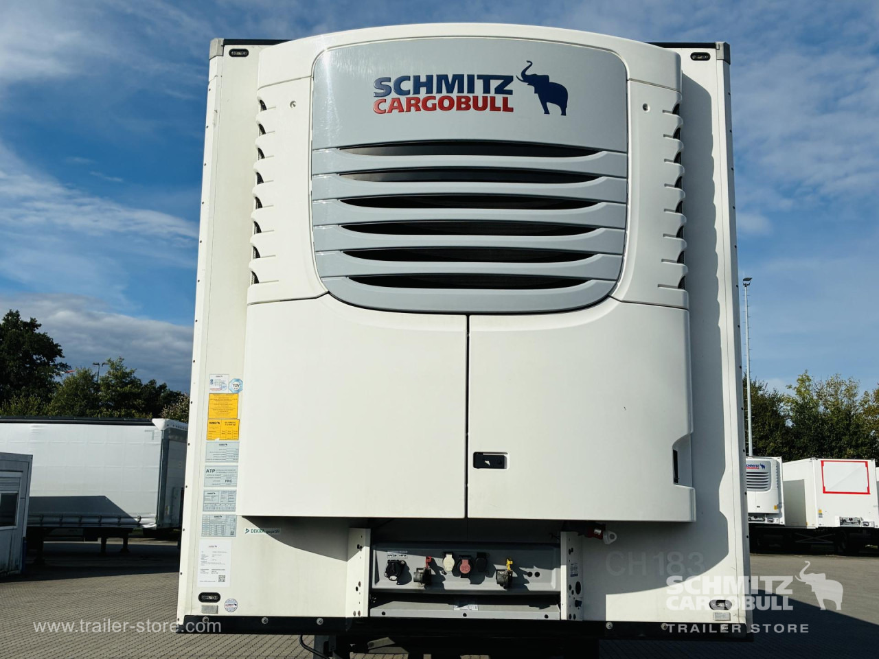 SCHMITZ Auflieger Tiefkühler Standard Double deck - Semi-remorque isothermique: photos 2 SCHMITZ Auflieger Tiefkühler Standard Double deck - Semi-remorque isothermique: photos 2