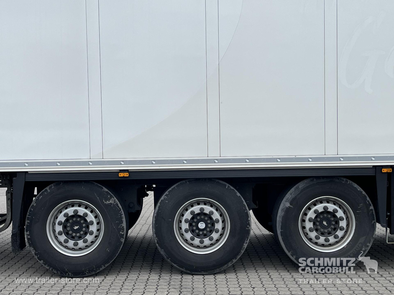 SCHMITZ Auflieger Tiefkühler Standard Double deck - Semi-remorque isothermique: photos 2 SCHMITZ Auflieger Tiefkühler Standard Double deck - Semi-remorque isothermique: photos 2