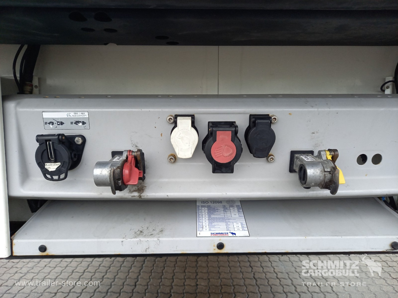 SCHMITZ Auflieger Tiefkühler Standard Double deck - Semi-remorque isothermique: photos 4 SCHMITZ Auflieger Tiefkühler Standard Double deck - Semi-remorque isothermique: photos 4