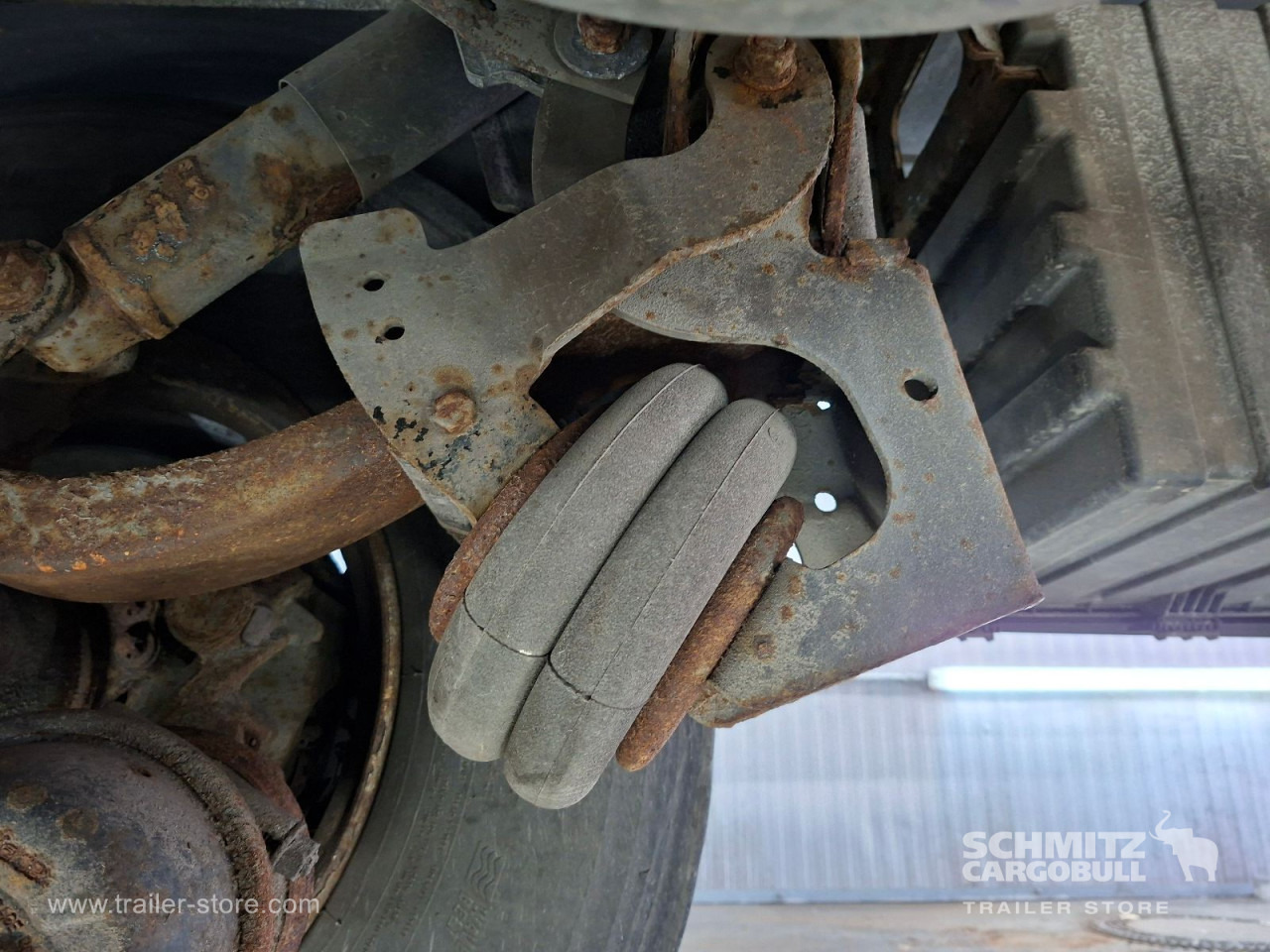 SCHMITZ Auflieger Tiefkühler Standard Double deck - Semi-remorque isothermique: photos 2 SCHMITZ Auflieger Tiefkühler Standard Double deck - Semi-remorque isothermique: photos 2