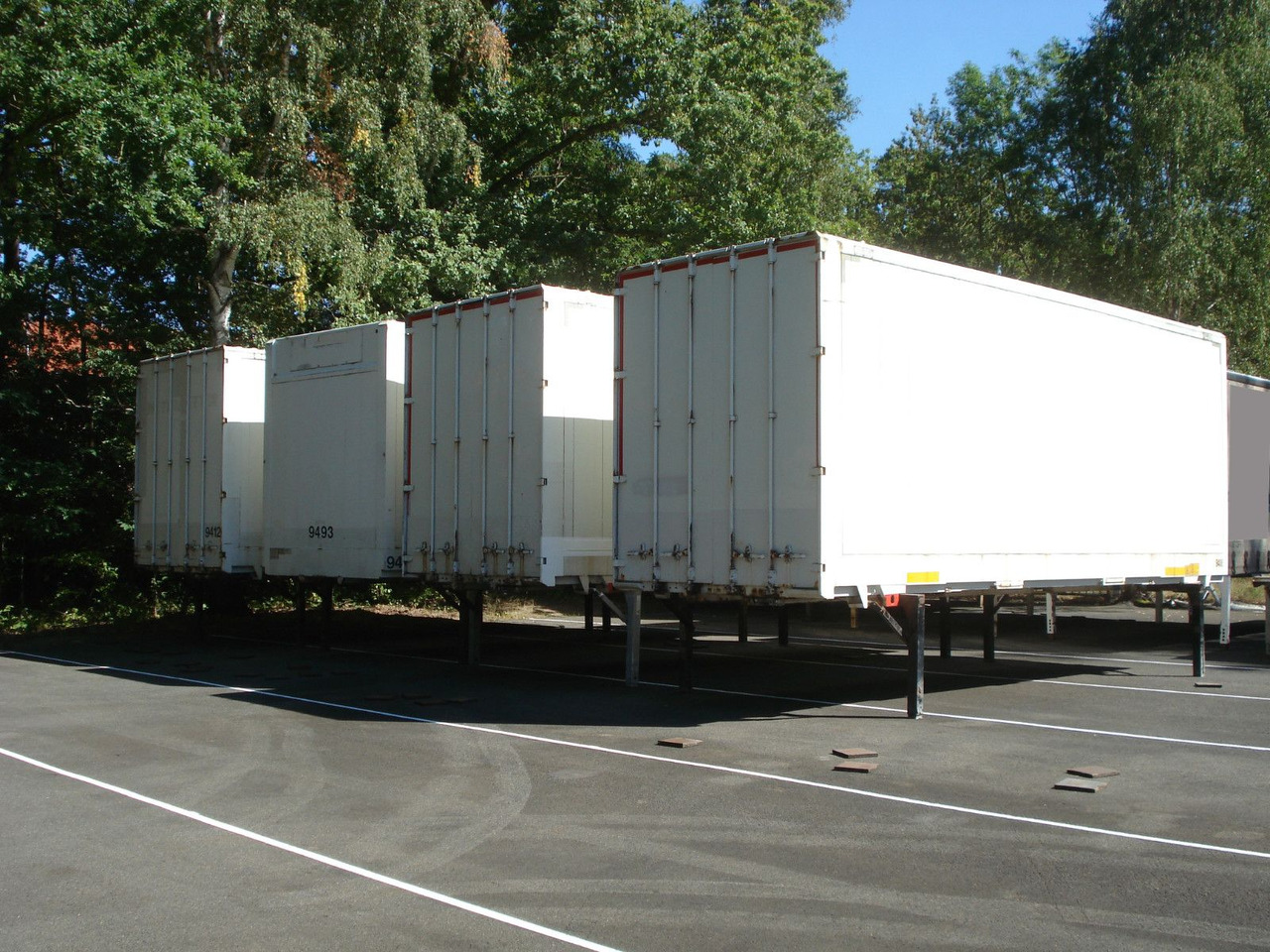 Krone WK 7,7 STG Kleider Textil Lager Jumbo C 7,82 WB - Remorque fourgon: photos 1 Krone WK 7,7 STG Kleider Textil Lager Jumbo C 7,82 WB - Remorque fourgon: photos 1