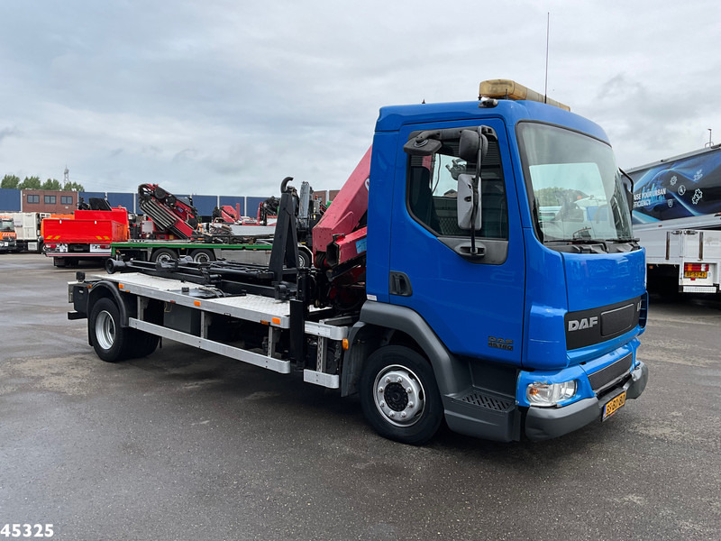 DAF FA 45 LF 180 HMF 7 Tonmeter laadkraan - Camion ampliroll, Camion grue: photos 3 DAF FA 45 LF 180 HMF 7 Tonmeter laadkraan - Camion ampliroll, Camion grue: photos 3