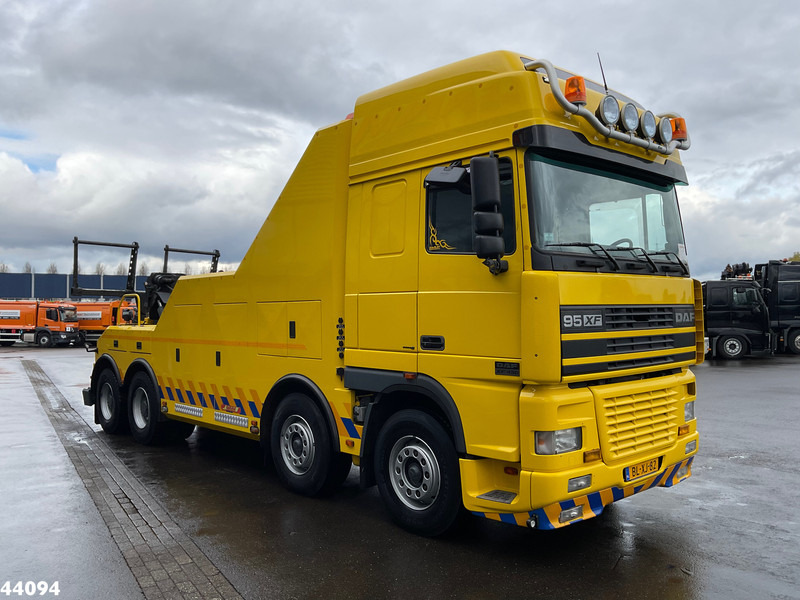 DAF FAD XF 430 8x4 Manual Steel JIGE Recovery truck - Remorqueuse: photos 5 DAF FAD XF 430 8x4 Manual Steel JIGE Recovery truck - Remorqueuse: photos 5
