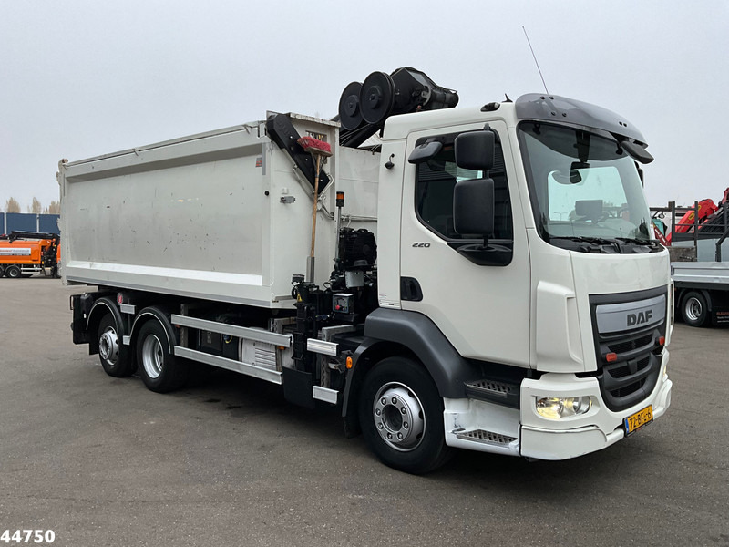 DAF FAN LF 220 Euro 6 Hiab 11 Tonmeter laadkraan Just 166.649 Km! - Camion benne, Camion grue: photos 3 DAF FAN LF 220 Euro 6 Hiab 11 Tonmeter laadkraan Just 166.649 Km! - Camion benne, Camion grue: photos 3