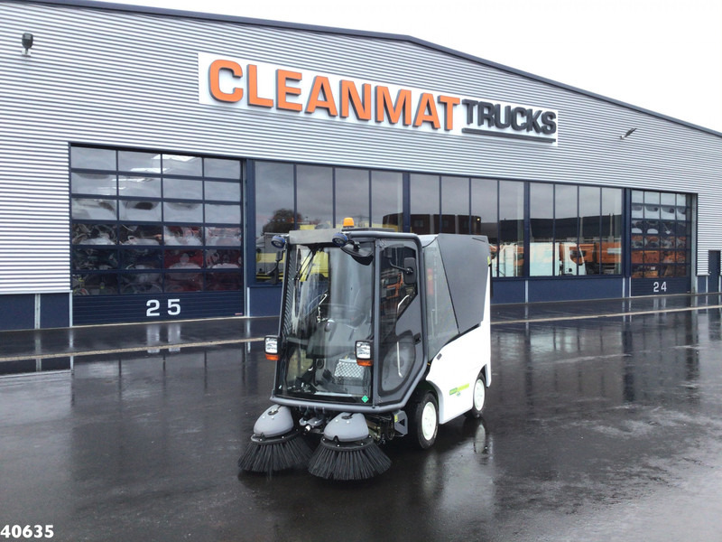 Green machine GM500H2 Hydrogen Waterstof Sweeper - Balayeuse de voirie: photos 1 Green machine GM500H2 Hydrogen Waterstof Sweeper - Balayeuse de voirie: photos 1