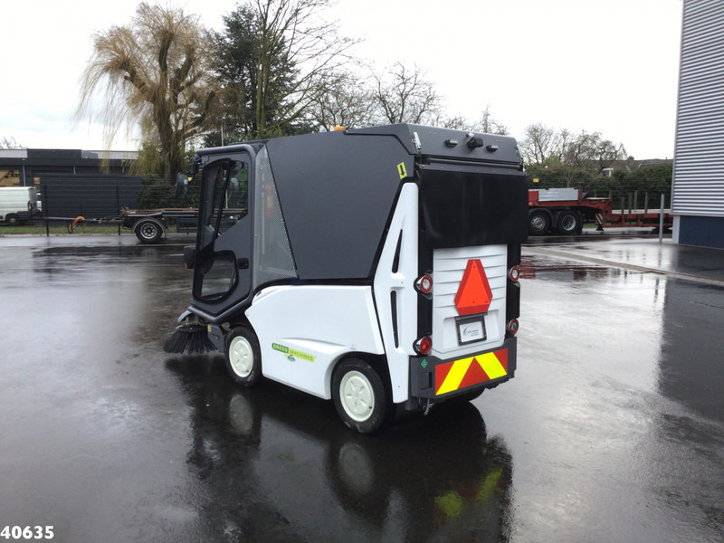 Green machine GM500H2 Hydrogen Waterstof Sweeper - Balayeuse de voirie: photos 2 Green machine GM500H2 Hydrogen Waterstof Sweeper - Balayeuse de voirie: photos 2
