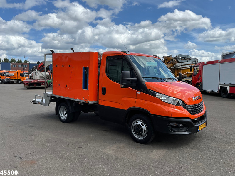 Iveco Daily 35C14 Euro 6 ROM Toilet servicewagen - Camion hydrocureur: photos 3 Iveco Daily 35C14 Euro 6 ROM Toilet servicewagen - Camion hydrocureur: photos 3