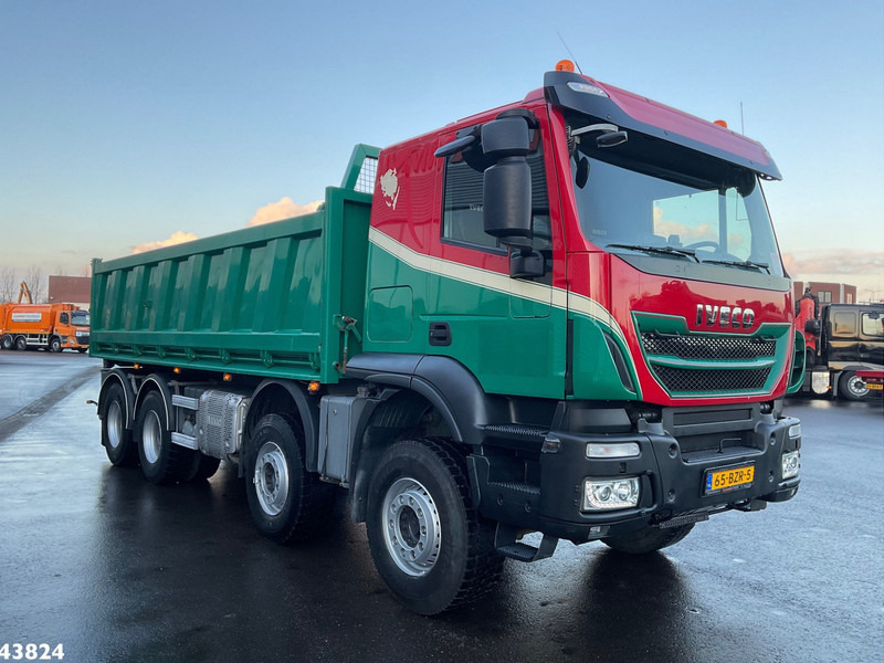 Iveco Trakker AT340T50 8x4 Euro 6 Kipper 16m³ - Camion benne: photos 4 Iveco Trakker AT340T50 8x4 Euro 6 Kipper 16m³ - Camion benne: photos 4