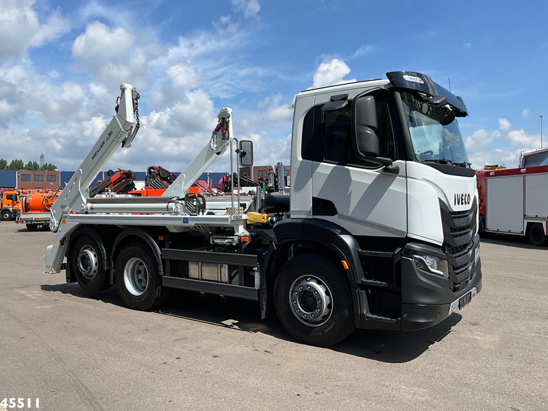 Iveco X-WAY AD280X42Y Retarder Meiller 16 ton portaalarmsysteem NEW & UNUSED! - Camion multibenne: photos 3 Iveco X-WAY AD280X42Y Retarder Meiller 16 ton portaalarmsysteem NEW & UNUSED! - Camion multibenne: photos 3