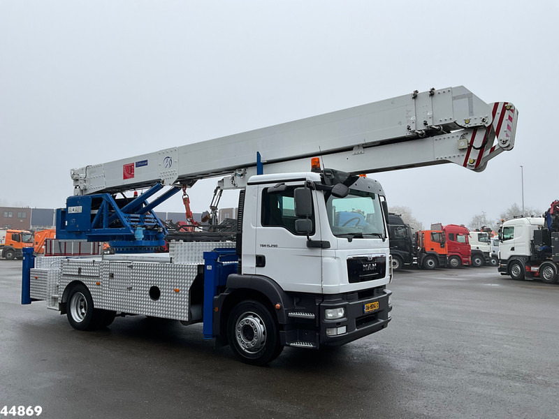 Camion grue MAN TGM 15.290 Klaas 35 meter Dachdecker Kran: photos 6 Camion grue MAN TGM 15.290 Klaas 35 meter Dachdecker Kran: photos 6