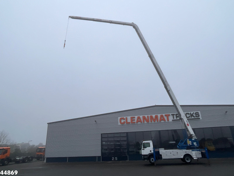 MAN TGM 15.290 Klaas 35 meter Dachdecker Kran - Camion grue: photos 3 MAN TGM 15.290 Klaas 35 meter Dachdecker Kran - Camion grue: photos 3