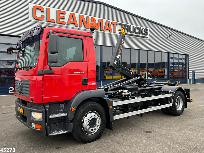 MAN TGM 18.280 Multilift 21 Ton haakarmsysteem Just 25.790 km! - Camion ampliroll: photos 1 MAN TGM 18.280 Multilift 21 Ton haakarmsysteem Just 25.790 km! - Camion ampliroll: photos 1