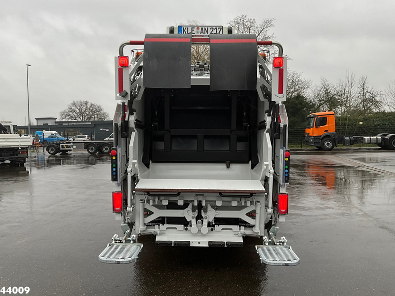 Mitsubishi Canter 9C18 Zoeller 7m³ - Benne à ordures ménagères: photos 3 Mitsubishi Canter 9C18 Zoeller 7m³ - Benne à ordures ménagères: photos 3