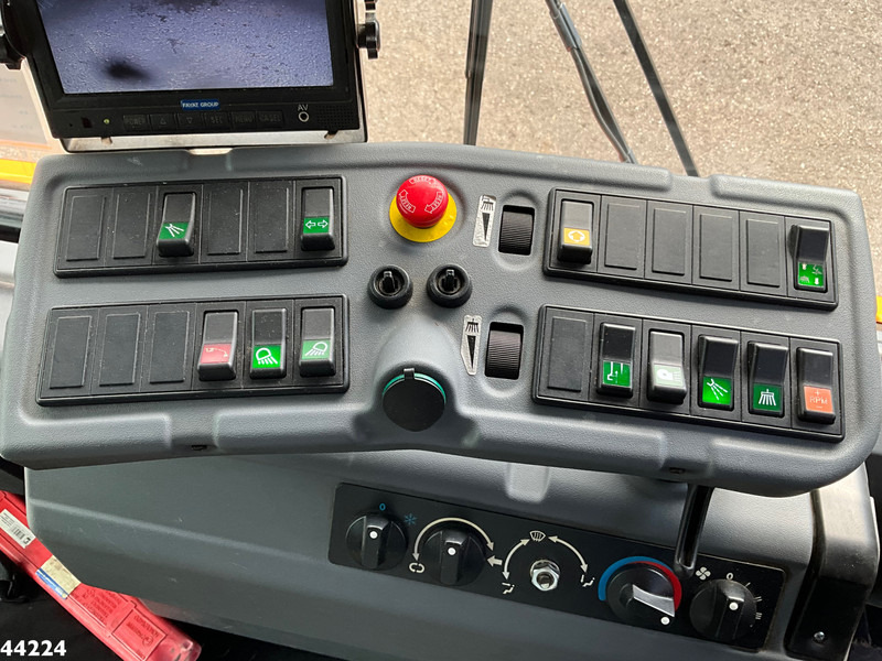 Balayeuse de voirie Ravo 540 Euro 6: photos 11