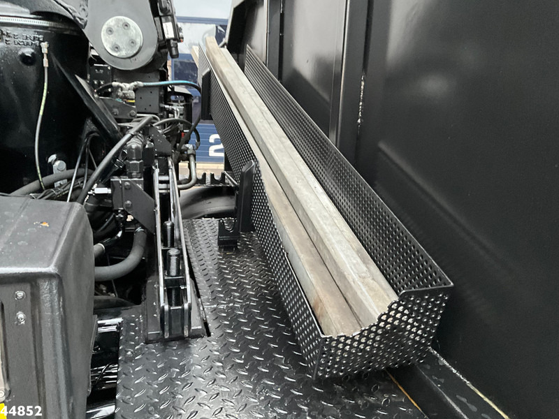 Camion grue Scania G 450 Euro 6 Hiab 28 Tonmeter laadkraan: photos 9