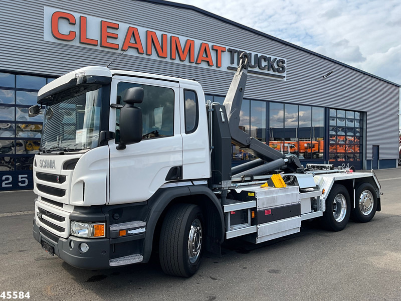 Scania P 340 Euro 6 CNG 21 Ton haakarmsysteem Just 140.611 km! - Camion ampliroll: photos 1 Scania P 340 Euro 6 CNG 21 Ton haakarmsysteem Just 140.611 km! - Camion ampliroll: photos 1
