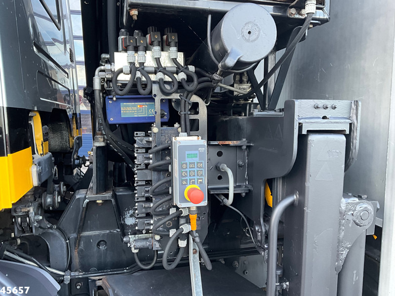 Camion grue Scania P 360 Atlas 16 Tonmeter laadkraan: photos 13 Camion grue Scania P 360 Atlas 16 Tonmeter laadkraan: photos 13