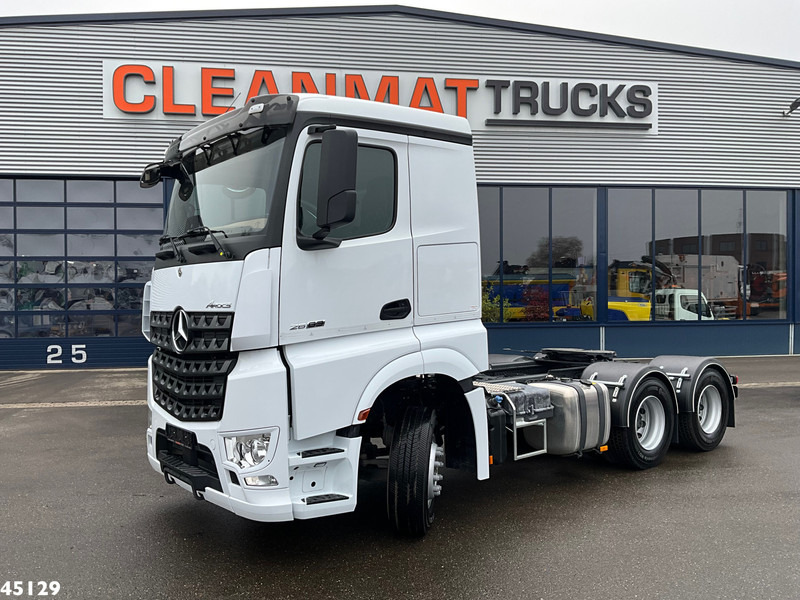 Mercedes-Benz Arocs 2663 6x4 Euro 6 Trekker with PTO NEW AND UNUSED! - Tracteur routier: photos 1 Mercedes-Benz Arocs 2663 6x4 Euro 6 Trekker with PTO NEW AND UNUSED! - Tracteur routier: photos 1