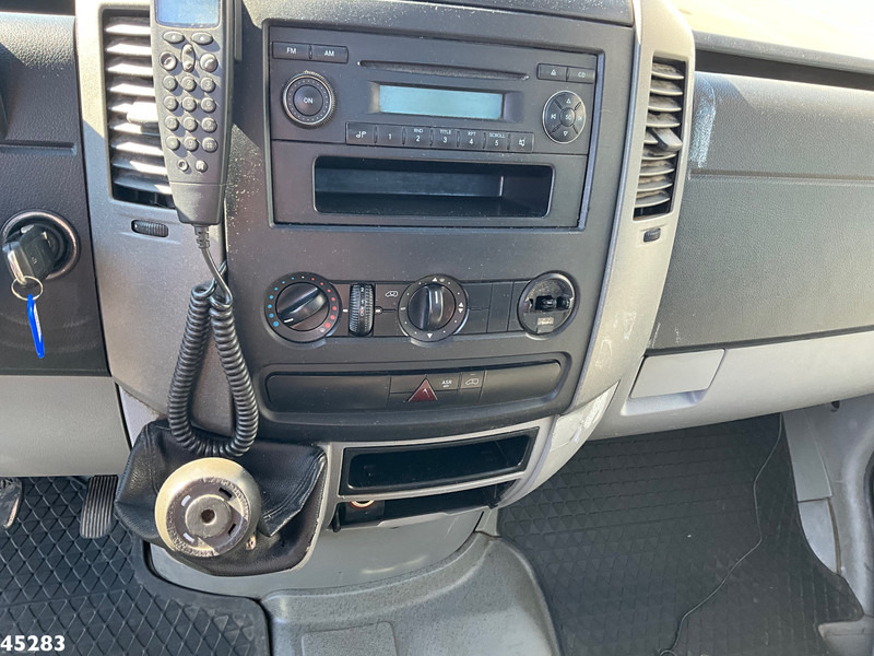 Camion plateau Volkswagen Crafter 35 2.0 Manual met Oprijramp: photos 11