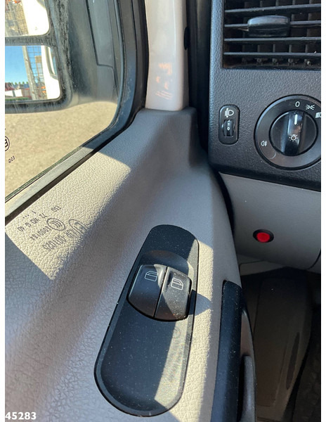 Camion plateau Volkswagen Crafter 35 2.0 Manual met Oprijramp: photos 12